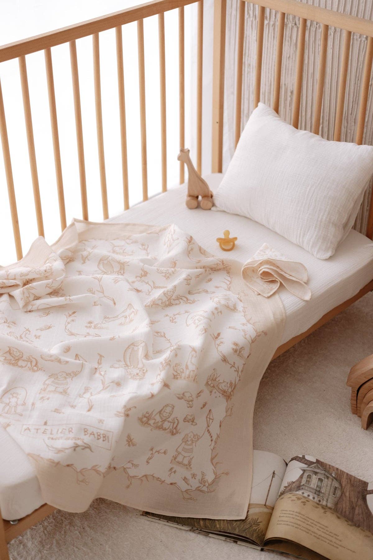 4-Piece Newborn Gift Set with Box –  Toile De Jouy / Beige