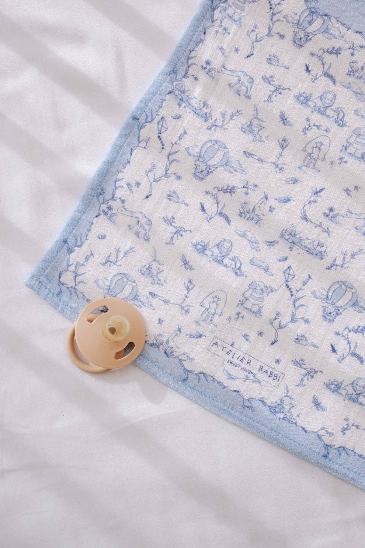 Burp Cloth - Toile de Jouy/Blue